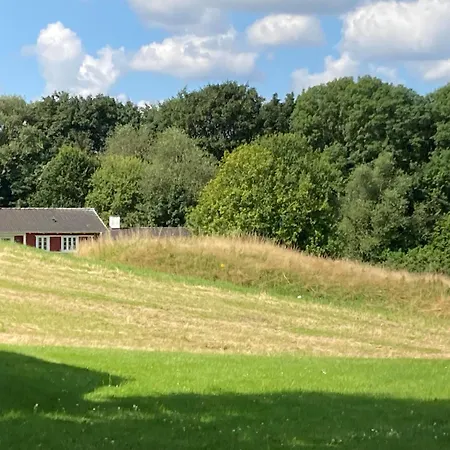 Lojt Village Lovely With Access To Pool, Holiday home Aabenraa