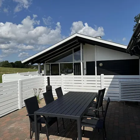 Lojt Village Lovely With Access To Pool, * Aabenraa